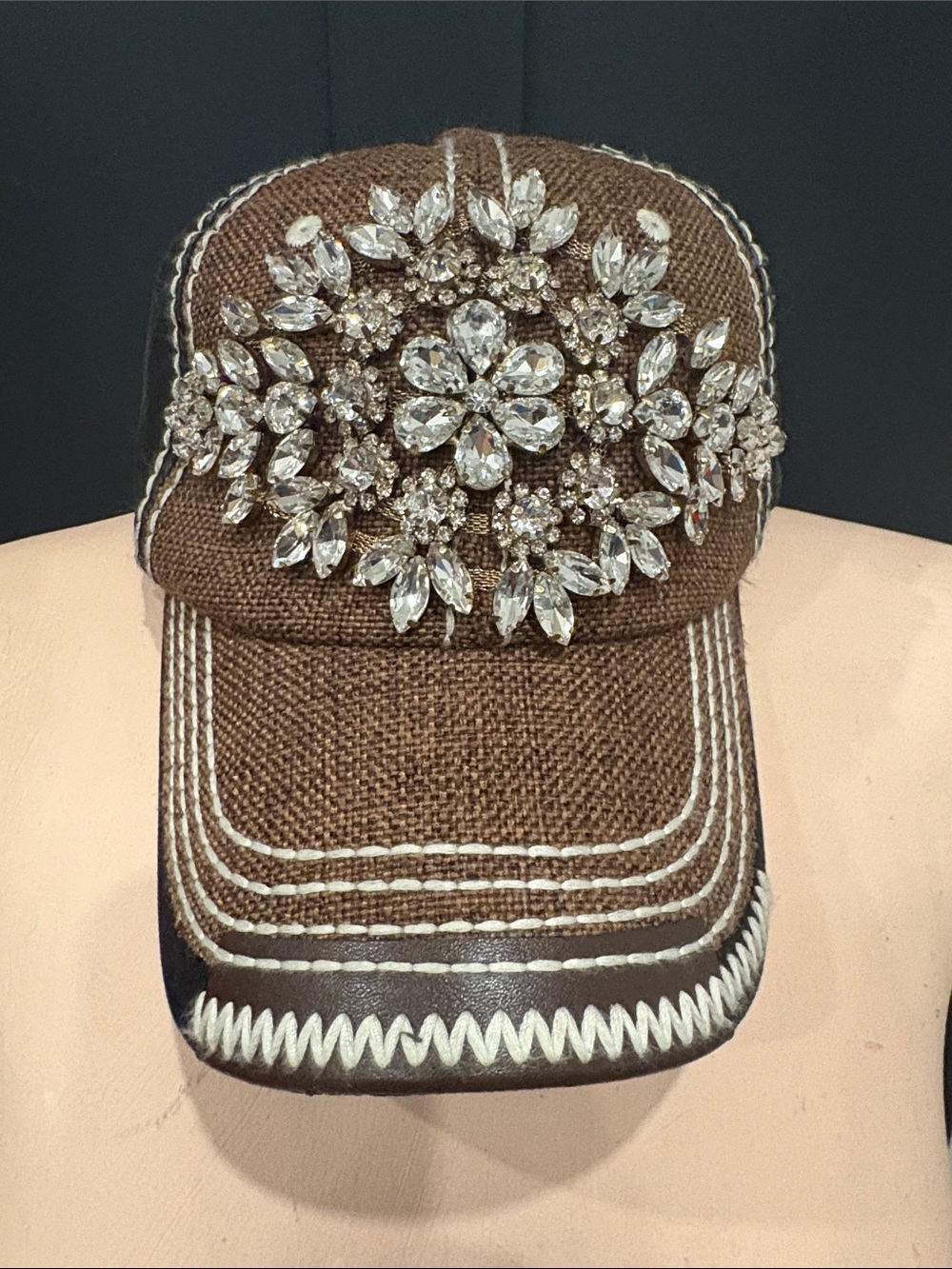616. Crystal Embellished Brown Women's Baseball Cap
